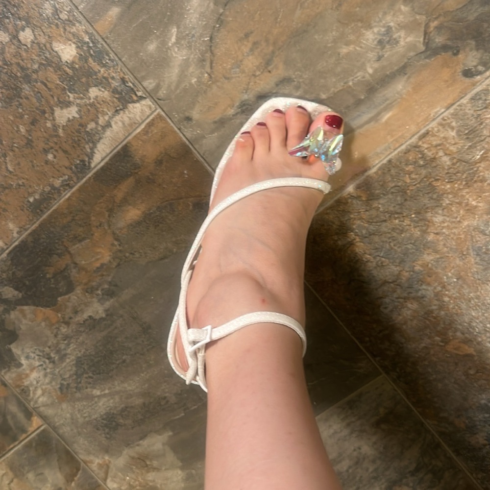 Aldo butterfly heels, only wear twice, good for party